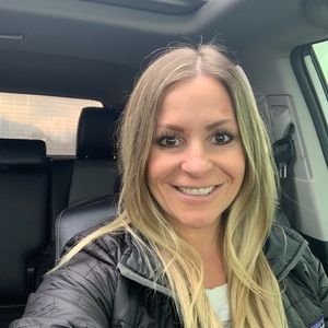 Meet your Posher, Cj